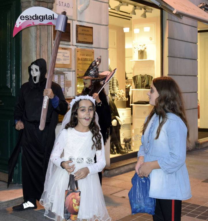 riviera24 - Halloween a Sanremo, i "tristi mietitori" di Esedigital 