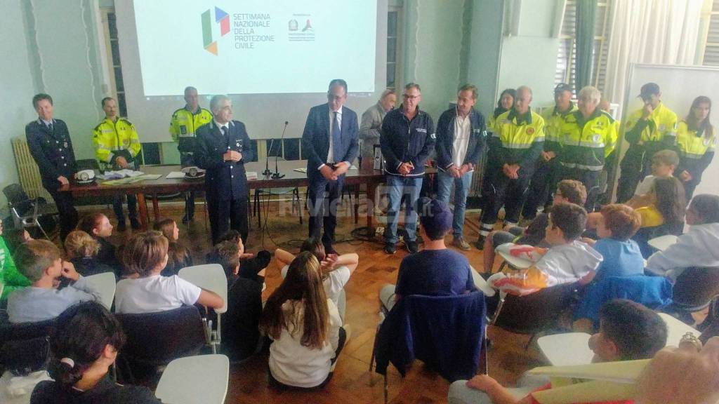 Riviera24 - Lezione di protezione civile a Sanremo