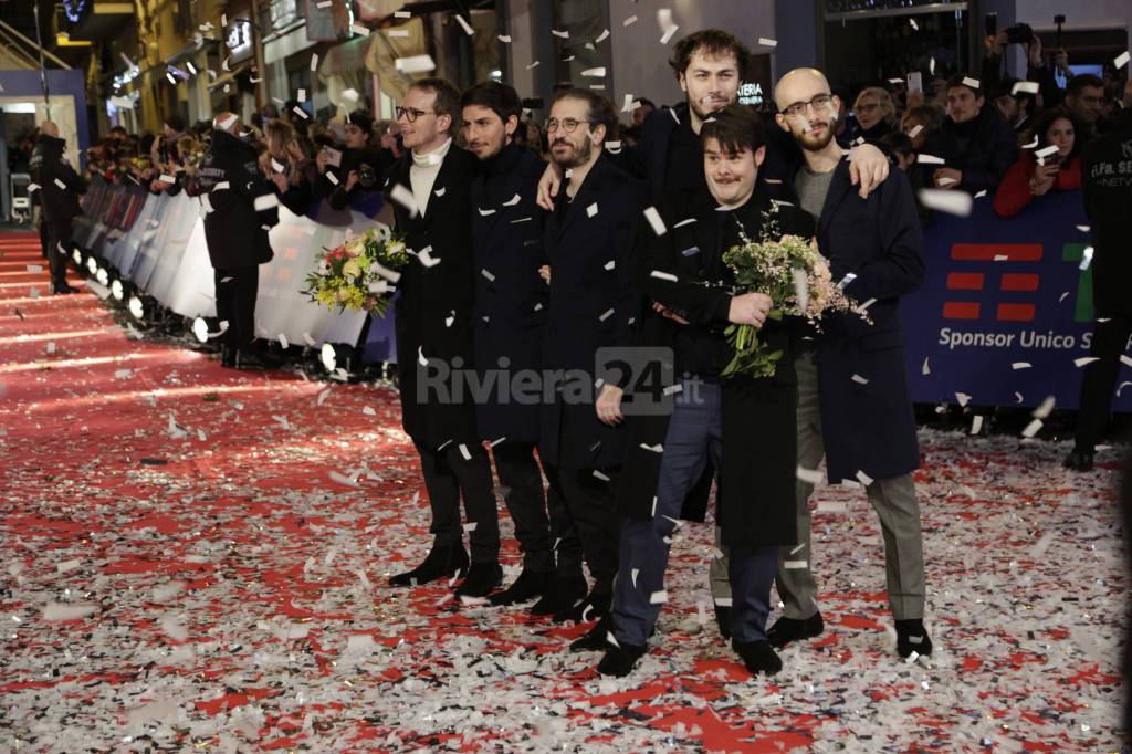 Sanremo, i big sul Red Carpet tra palco e città