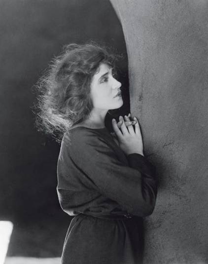  Tina Modotti