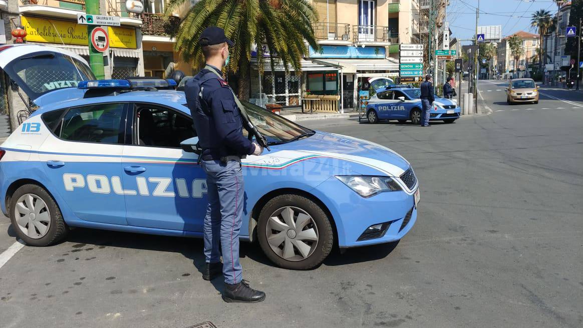 Controlli polizia Sanremo centro