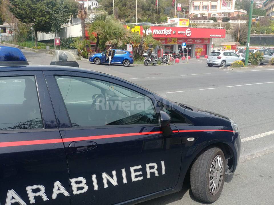 riviera24 - controlli carabinieri posto di blocco