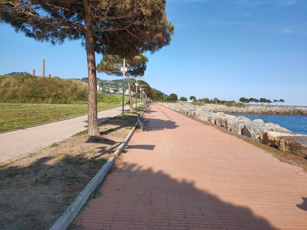 manutenzione parco urbano imperia 