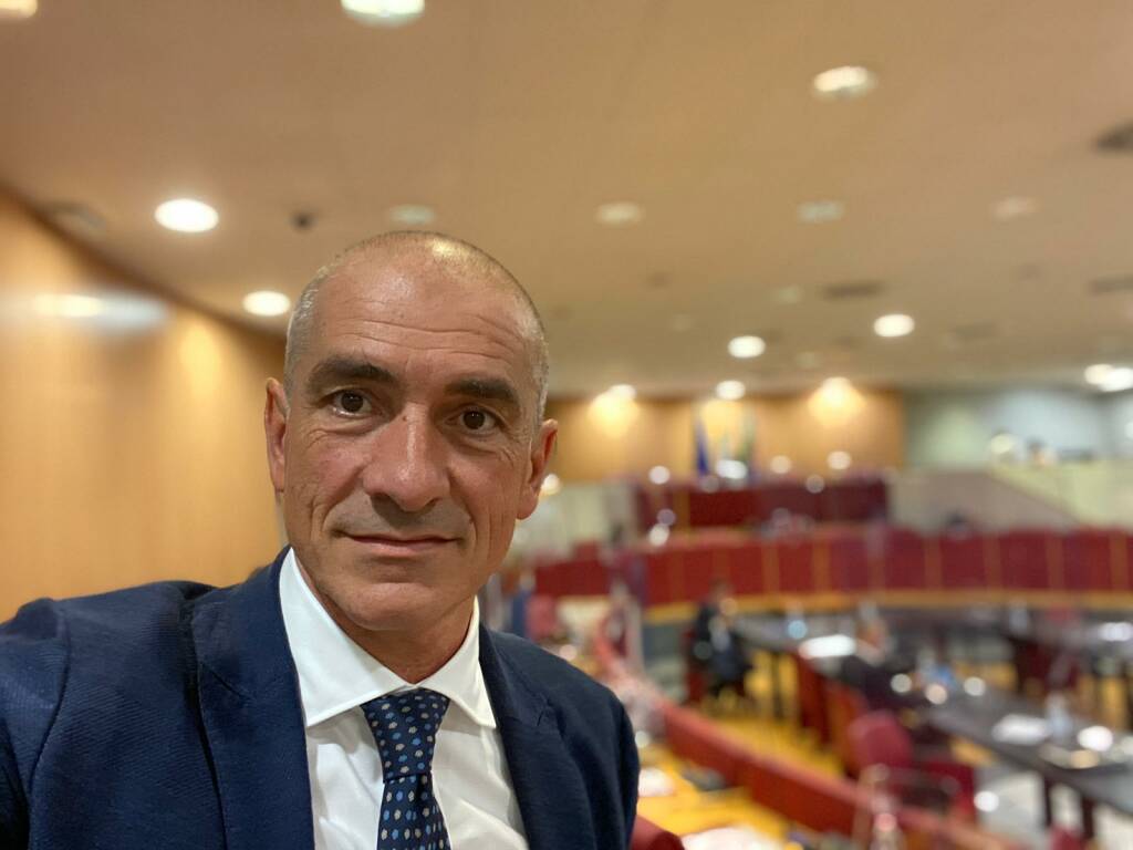 Covid, sottosegretario Costa: «Da Stato-Regioni altri 40 milioni di euro per personale sanitario. Alla Liguria oltre 1 milione»