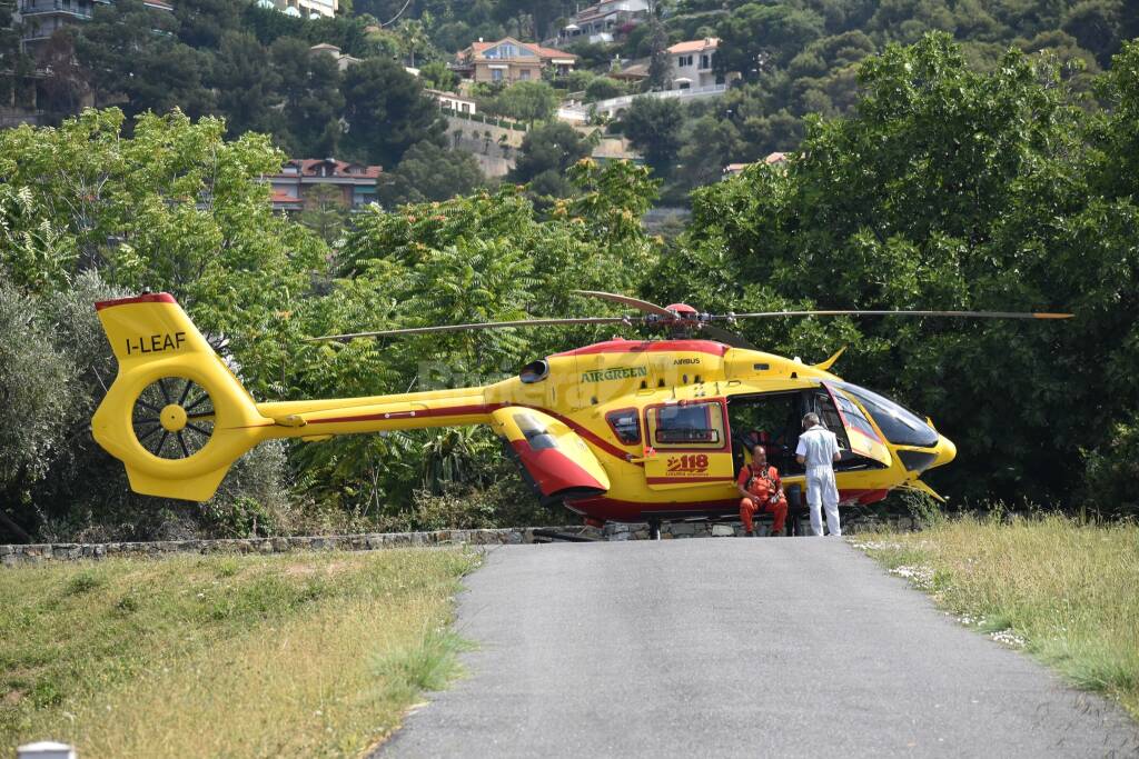 Ventimiglia, frontale in galleria. Ci sono feriti gravi