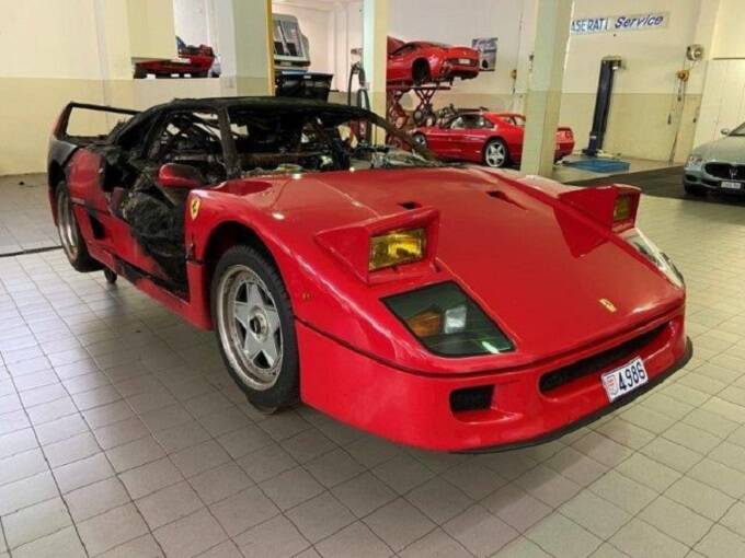 Verrà riparata la Ferrari F40 distrutta dalle fiamme a Montecarlo. Poca manutenzione alla base dell’incendio