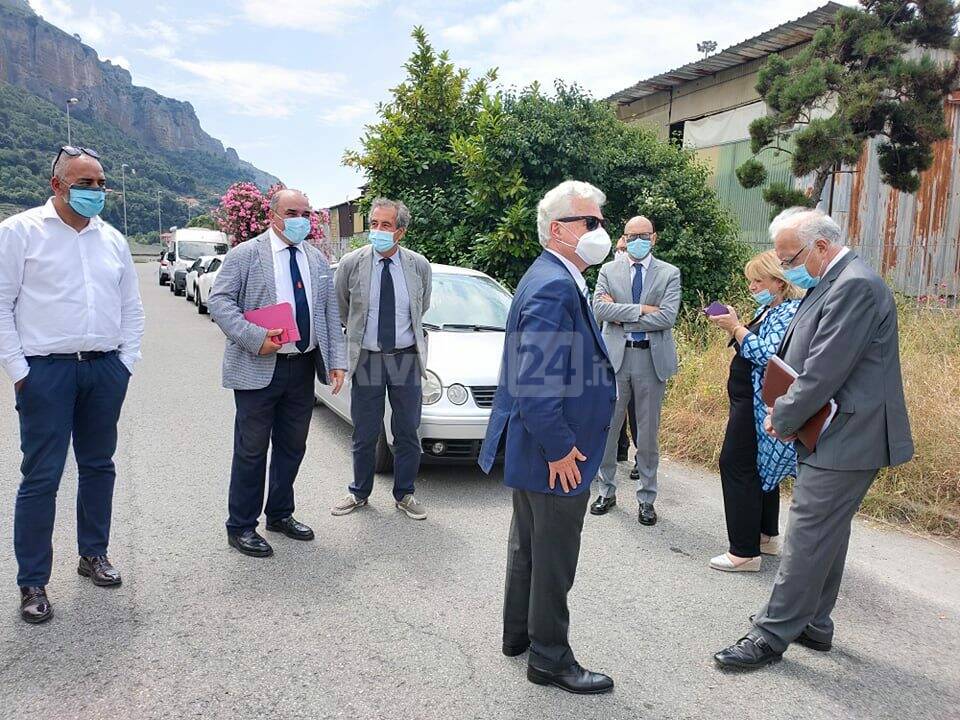 Immigrazione, il Viminale al centro migranti di Ventimiglia «Dare ogni contributo possibile alla città»