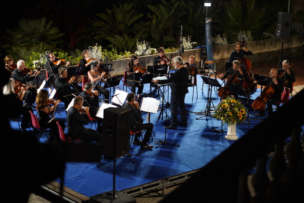 riviera24 - Orchestra Sinfonica a Villa Ormond