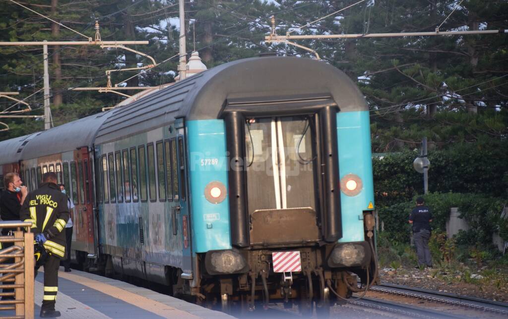 Dramma sui binari nel Savonese, traffico ferroviario sospeso sulla Ventimiglia-Genova