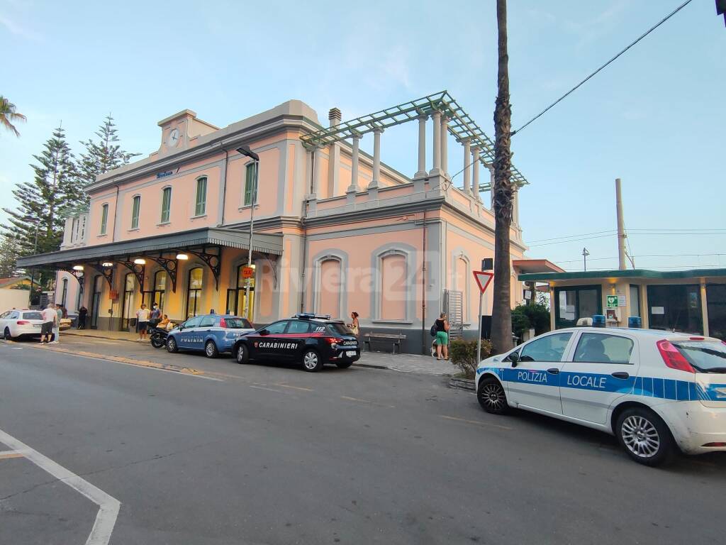 bordighera uomo travolto da treno