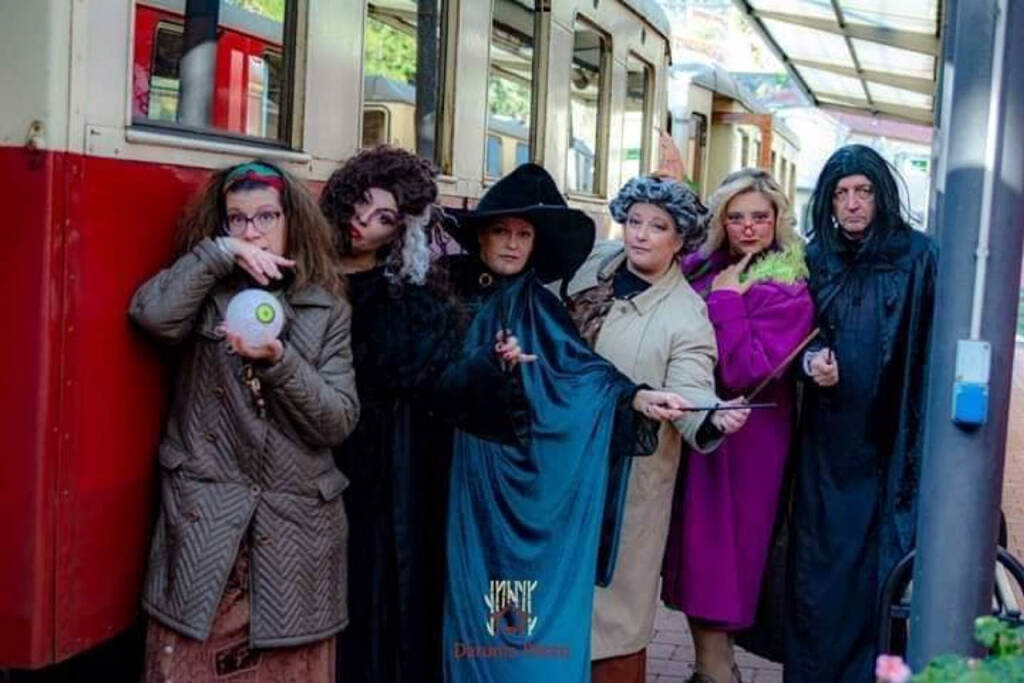Genova Hogwarts Express arriva a Triora, il borgo si trasforma nel mondo magico di Harry Potter