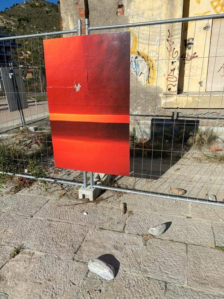 “Urbs In Urbe”, danneggiata fotografia del ventimigliese Andrea Iorio in mostra nel parco urbano della Ciclovia Pelagos