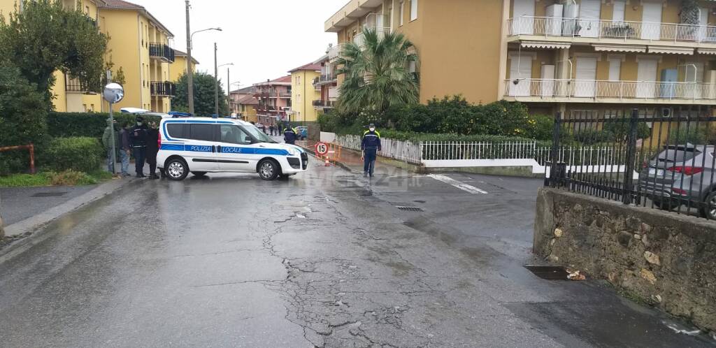 perdita gasolio 4 strade diano marina 