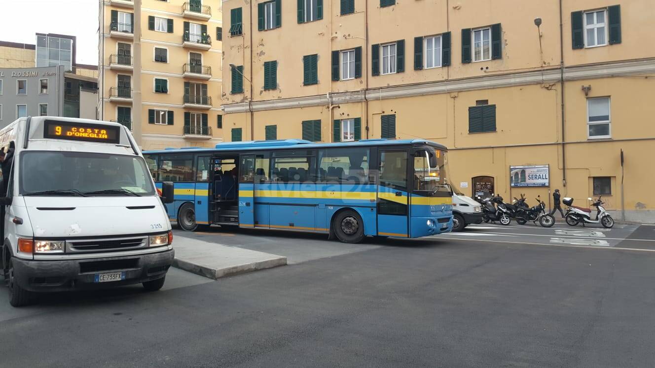 Imperia, al via nuovo terminal degli autobus in largo Piana