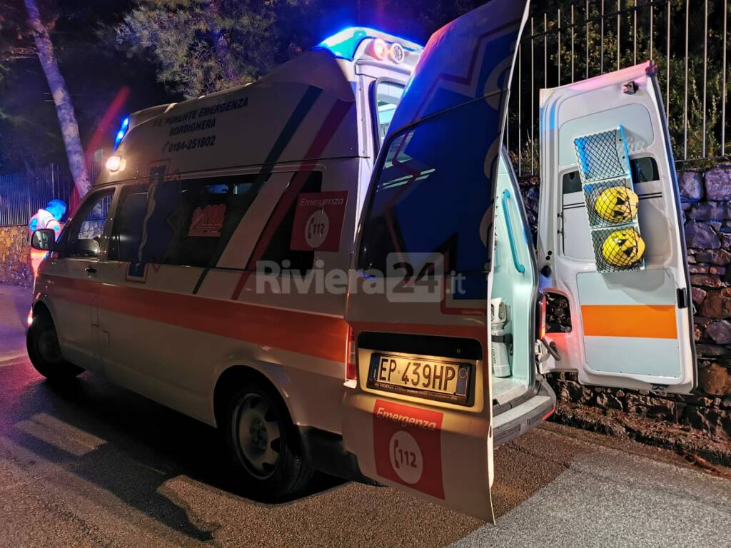 ambulanza ponente emergenza