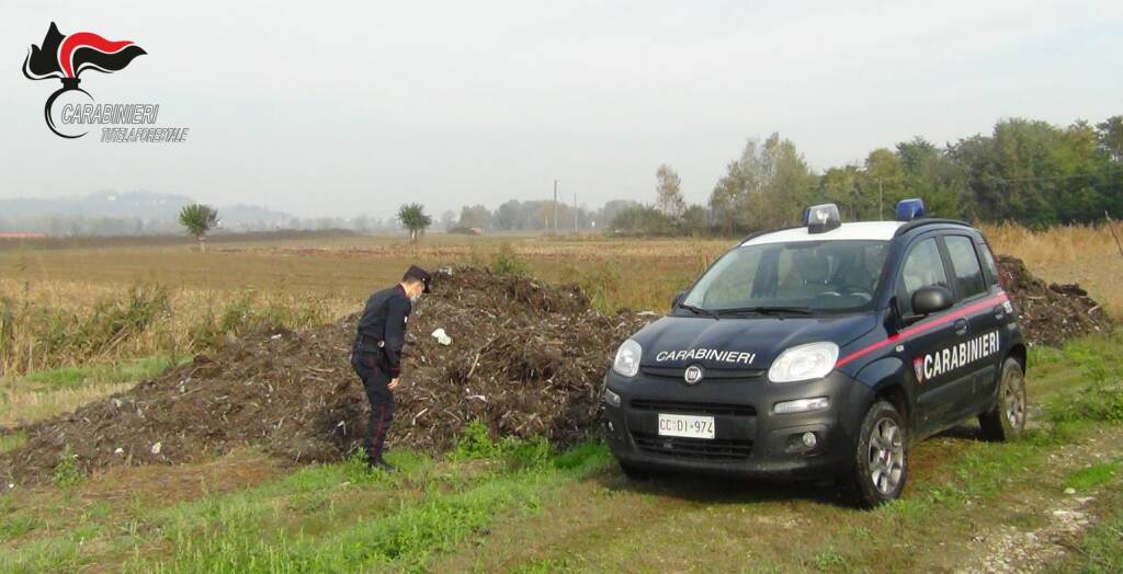 Cuneo, inquinavano terreni agricoli con fanghi non trattati: undici indagati dai carabinieri forestali