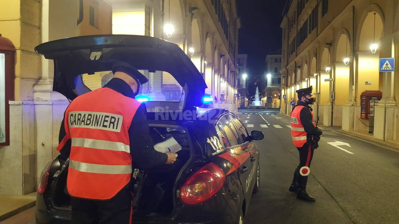 controlli anticovid carabinieri 