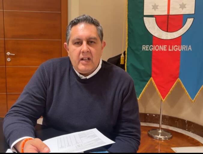 Covid, il presidente della Regione Liguria Toti: «Cancelliamo regole ormai eccessive»