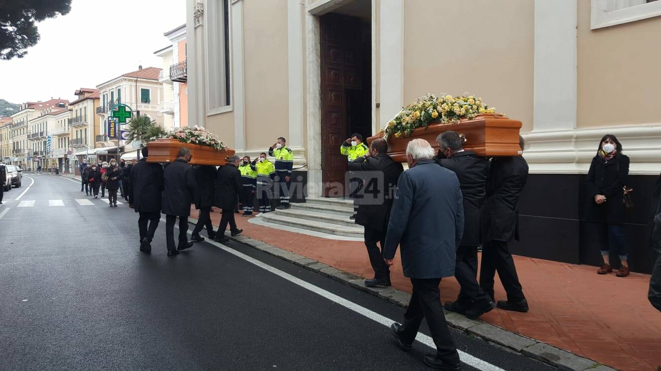 Diano Marina, funerali di Liana Bracco e Alessandro Delbecchi