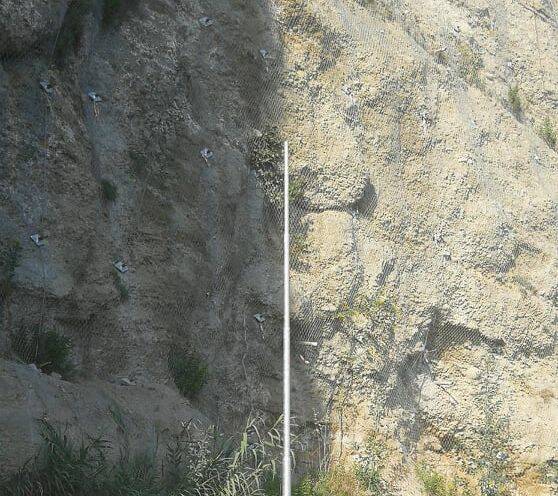 Palo della luce stradale in corso Arturo Toscanini