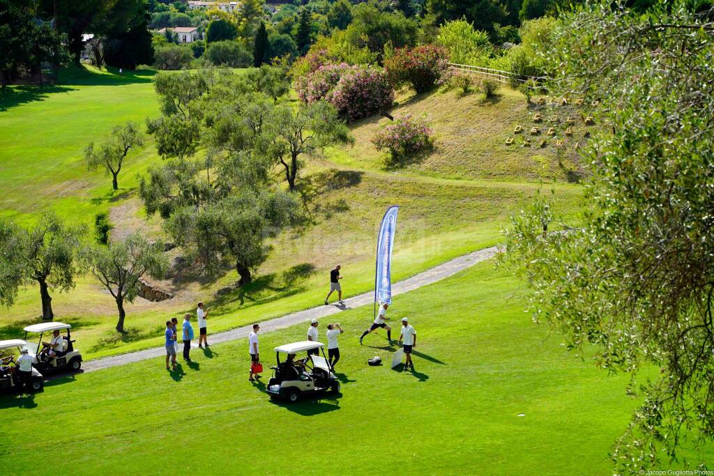 Sanremo, le vecchie glorie della Serie A si sfidano a Footgolf