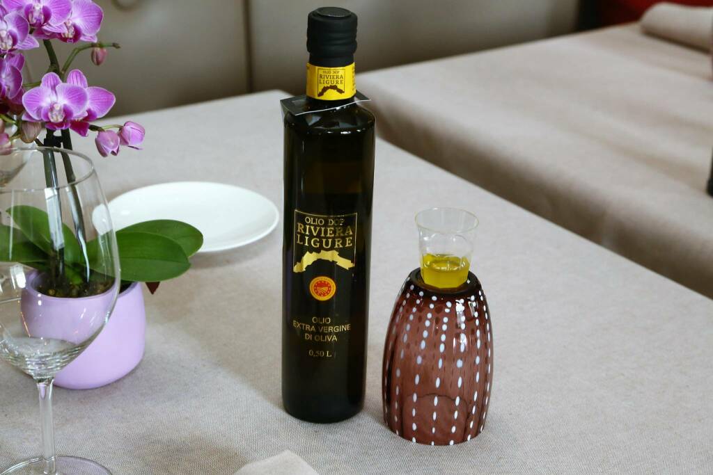 Olio Riviera Dop