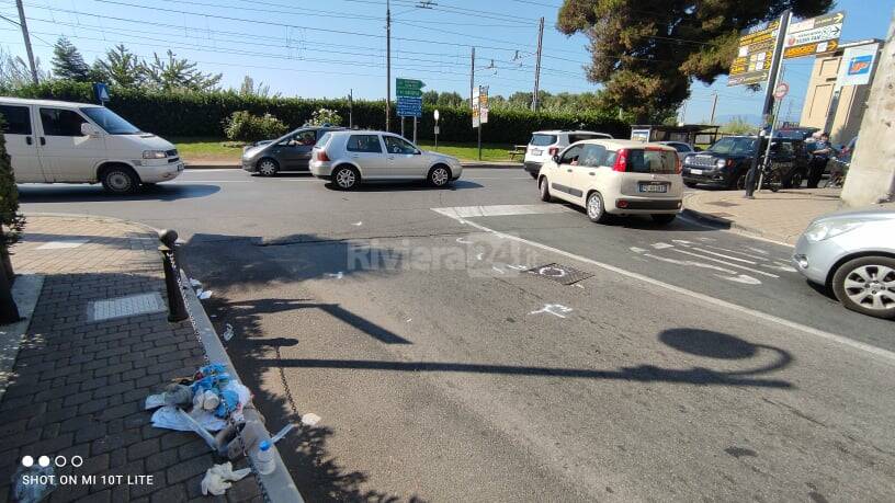 riviera24 - Camporosso, ciclista ottantenne muore scontrandosi con un'auto