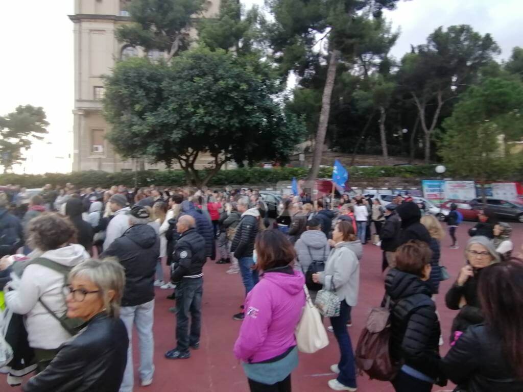 manifestazione di “Italexit con Paragone” Imperia 