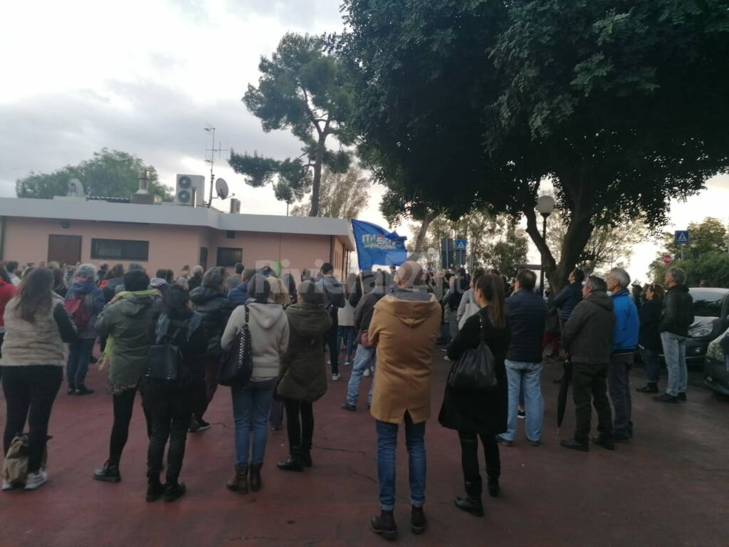 manifestazione di “Italexit con Paragone” Imperia 