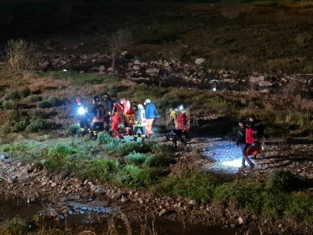 uomo precipitato fiume imperia