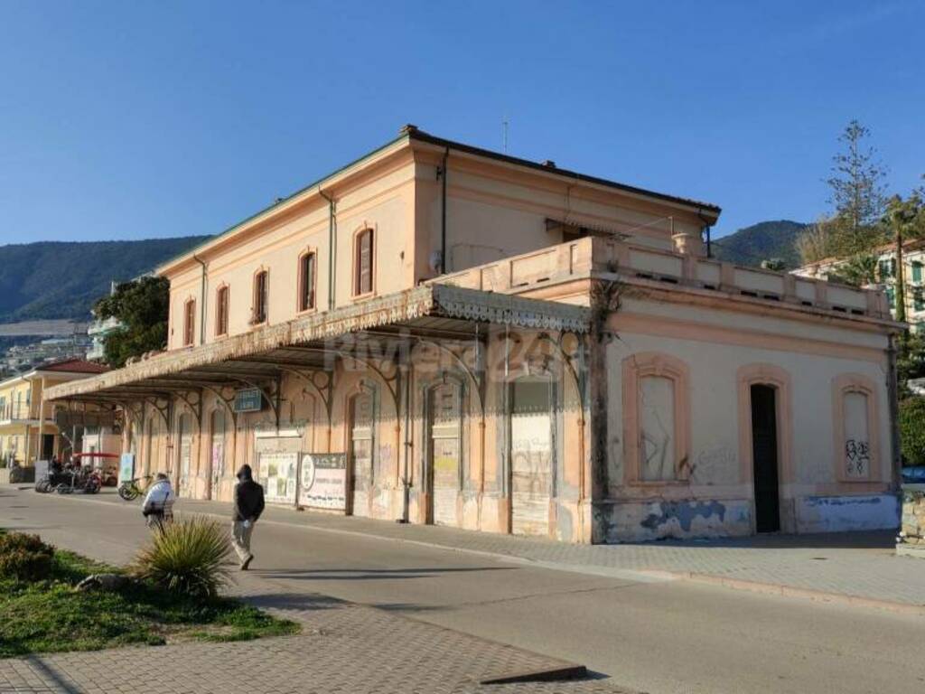 Ex stazione ospedale lavori piazzale