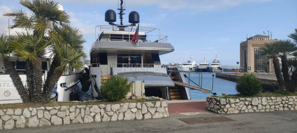 lena yacht russo oligarca sanremo