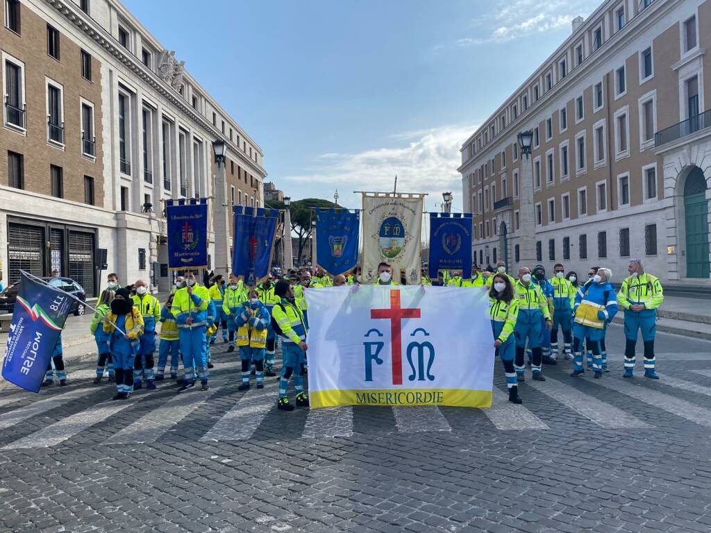 riviera24 - Croce Azzurra Misericoridiae Vallecrosia al trentennale del 118