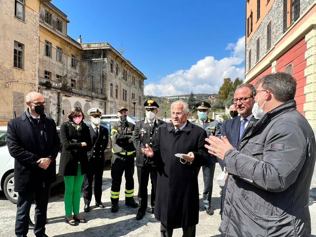 Giorgio Mulè alle ex caserme Crespi 