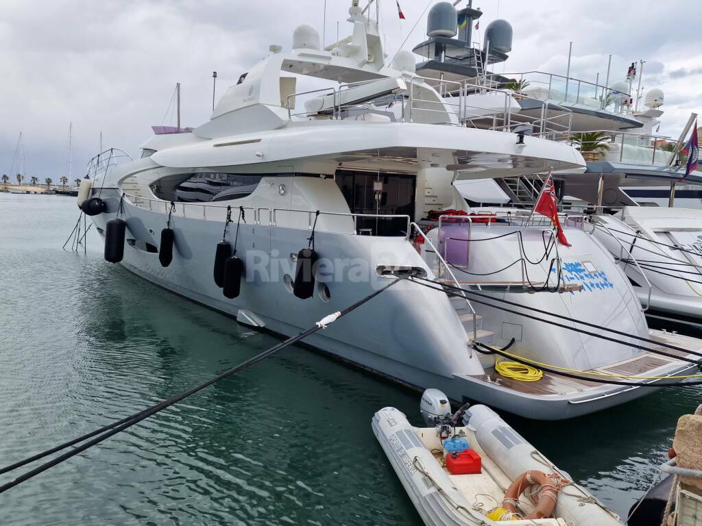 yacht sequestrato imperia dogane