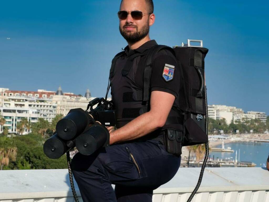 Festival di Cannes, sui tetti spunta la squadra anti-drone della gendarmeria