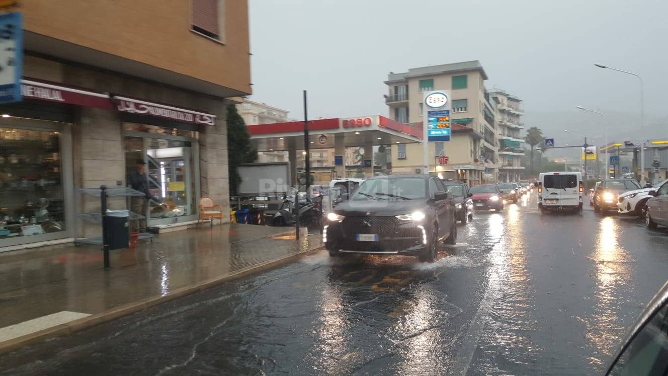 Bomba d'acqua Imperia 