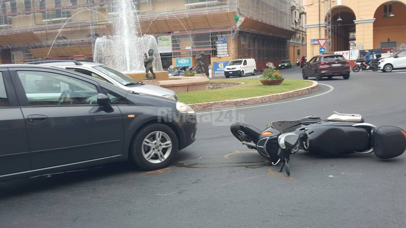 incidente piazza Dante Imperia 