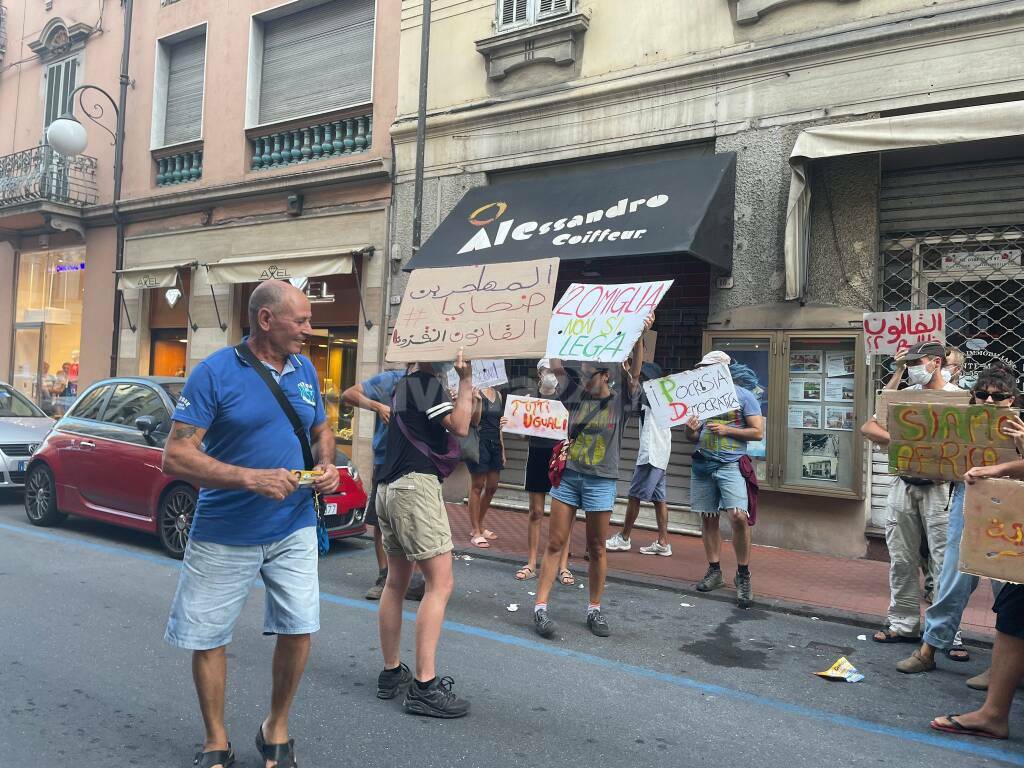 Protesta point lega ventimiglia