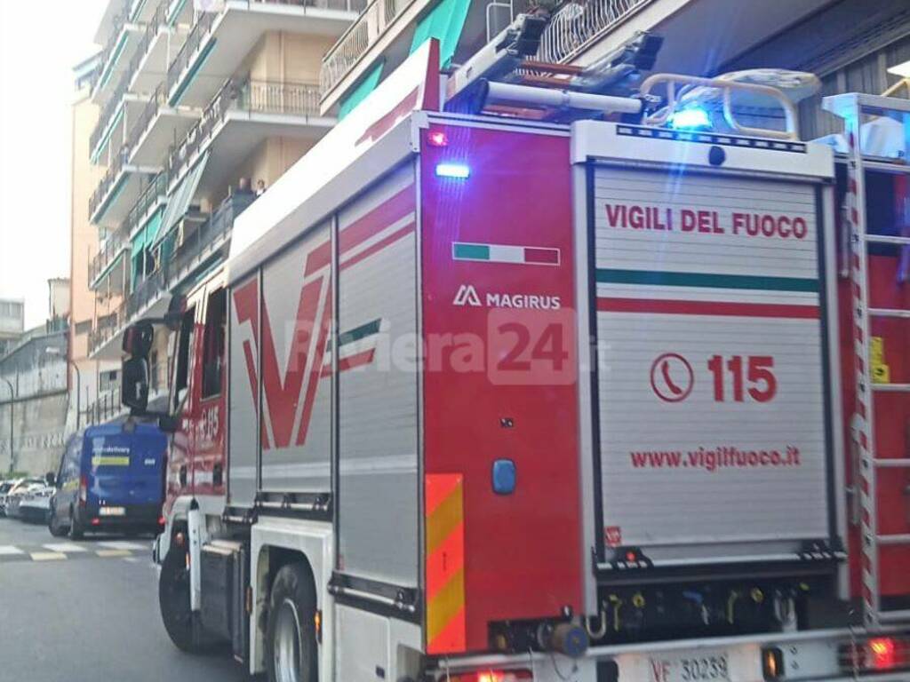 riviera24 - mobilitazione di soccorsi in via Pietro Agosti