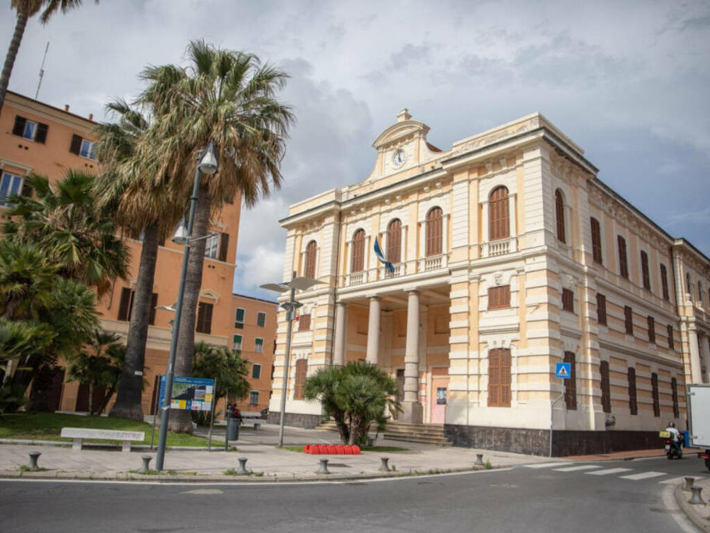 biblioteca civica imperia