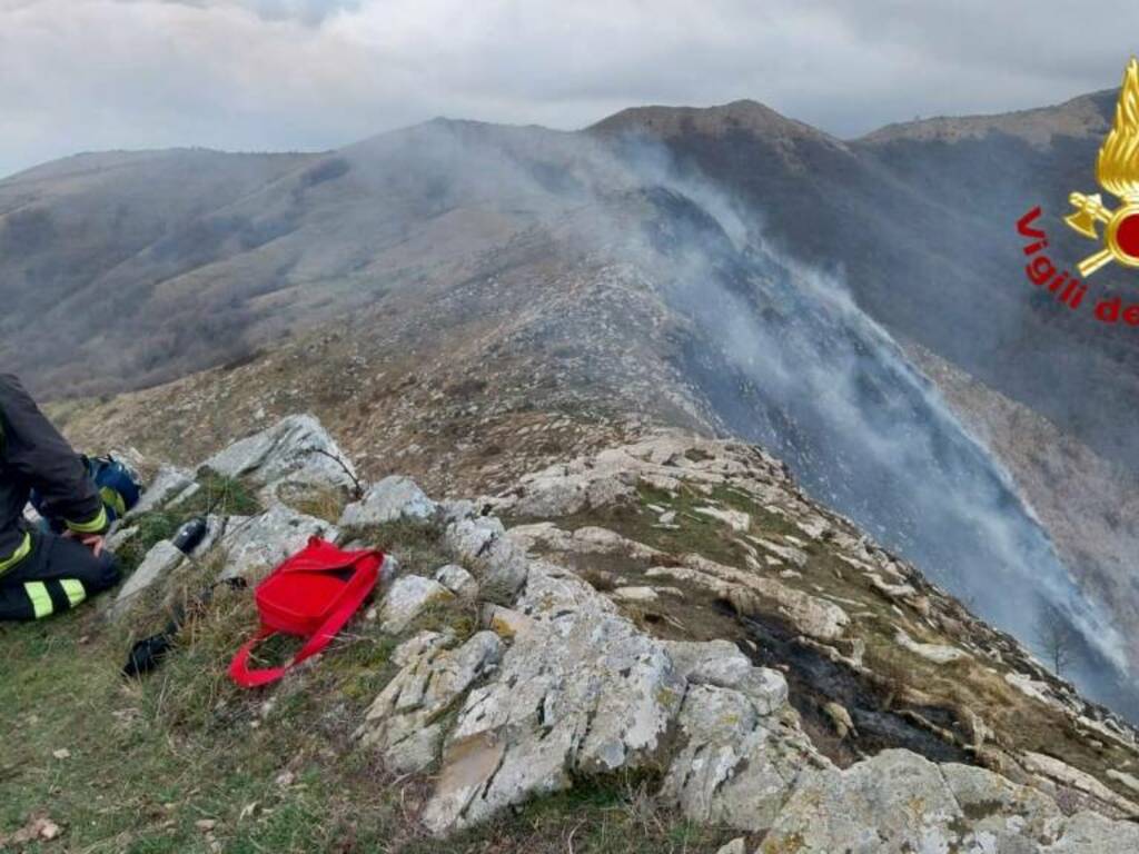 Incendio colle d'oggia