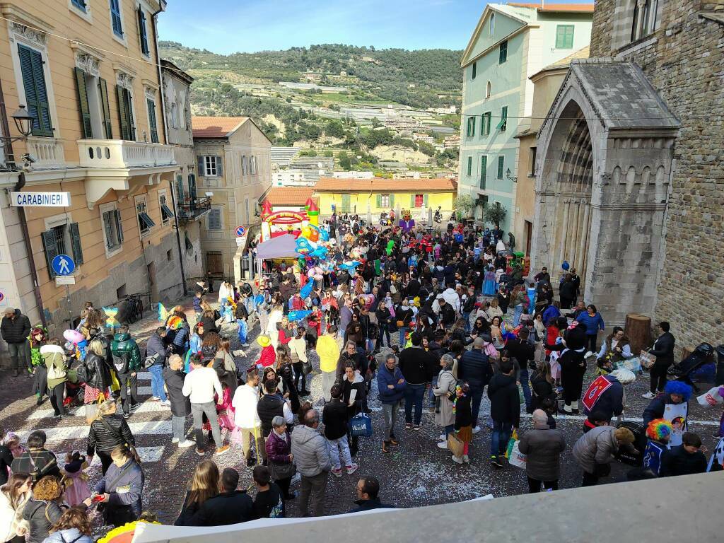 Riviera24- carnevale sestiere ciassa